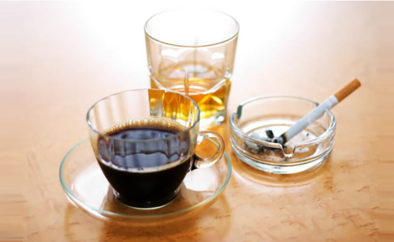 Đồ uống có cồn và cafein chứa nhiều chất oxy hoá